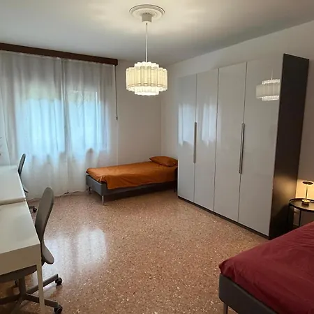 Vialestate דירה *